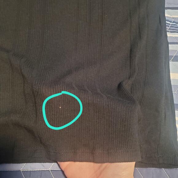 Nation LTD Size S Black Vertical Ribbed Crew Neck TShirt Tee **TINY FLAW** - Picture 2 of 9